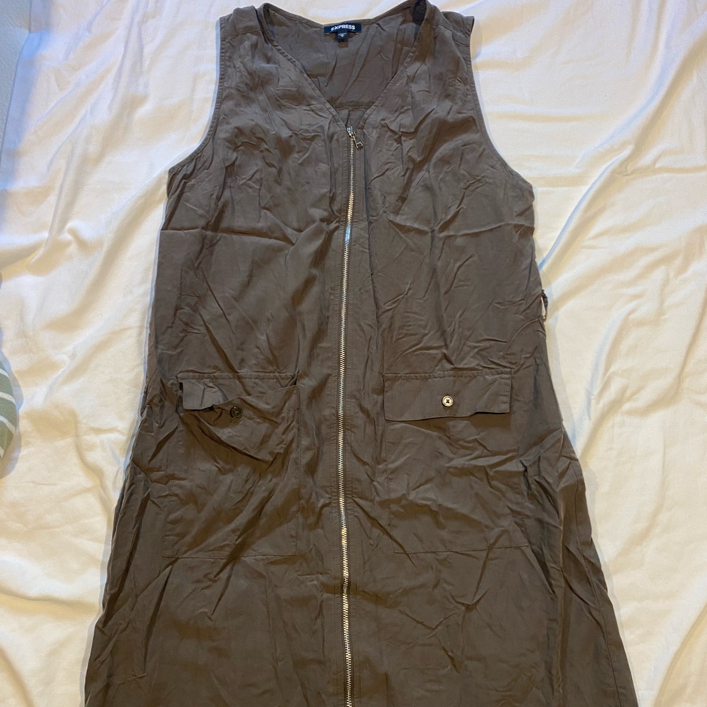 Express dress. Size medium.
